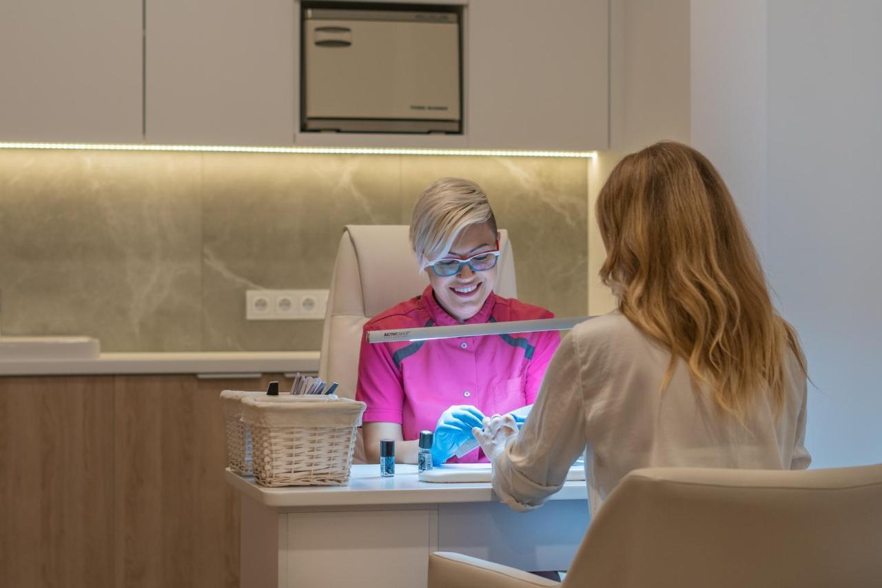 Vestina Wellness & Spa Hotel Мендзиздрое Екстериор снимка