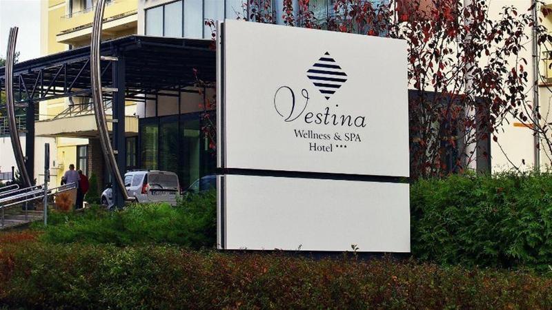 Vestina Wellness & Spa Hotel Мендзиздрое Екстериор снимка
