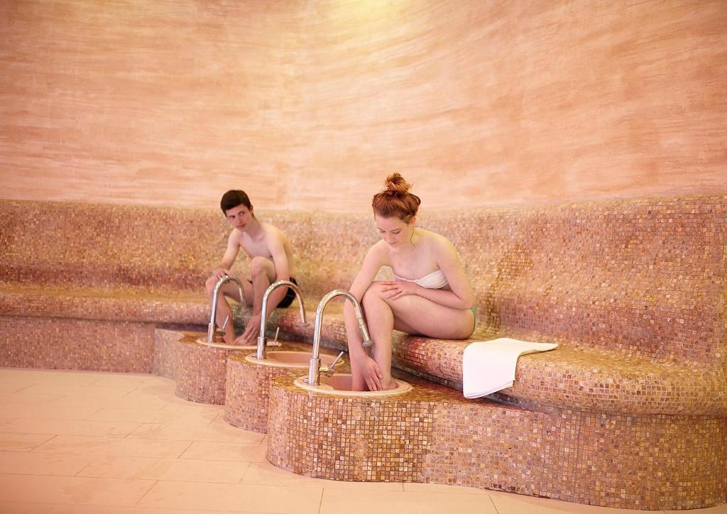 Vestina Wellness & Spa Hotel Мендзиздрое Екстериор снимка