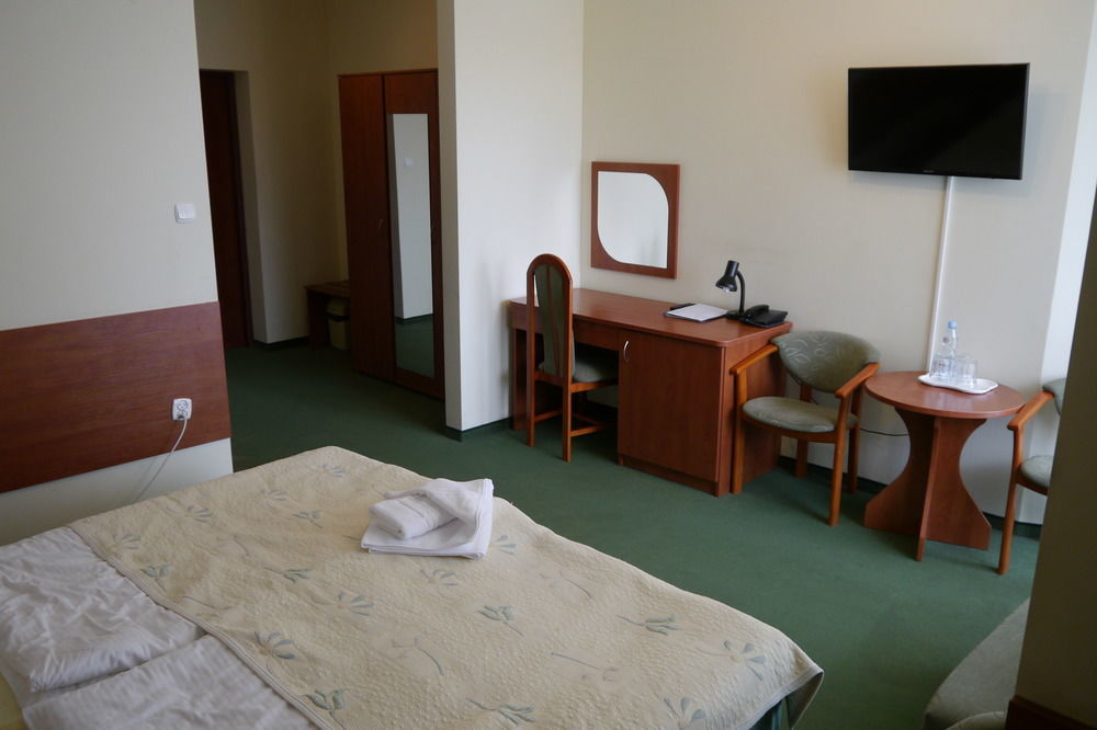 Vestina Wellness & Spa Hotel Мендзиздрое Екстериор снимка