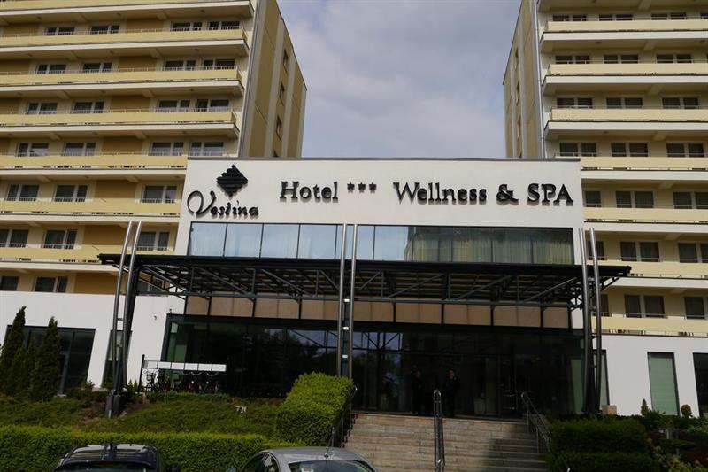 Vestina Wellness & Spa Hotel Мендзиздрое Екстериор снимка